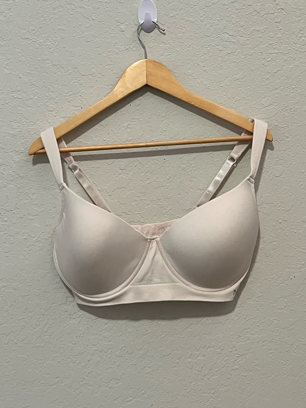 Nautica Intimates Underwire T-Shirt Bra 40D Light Pink Nude White